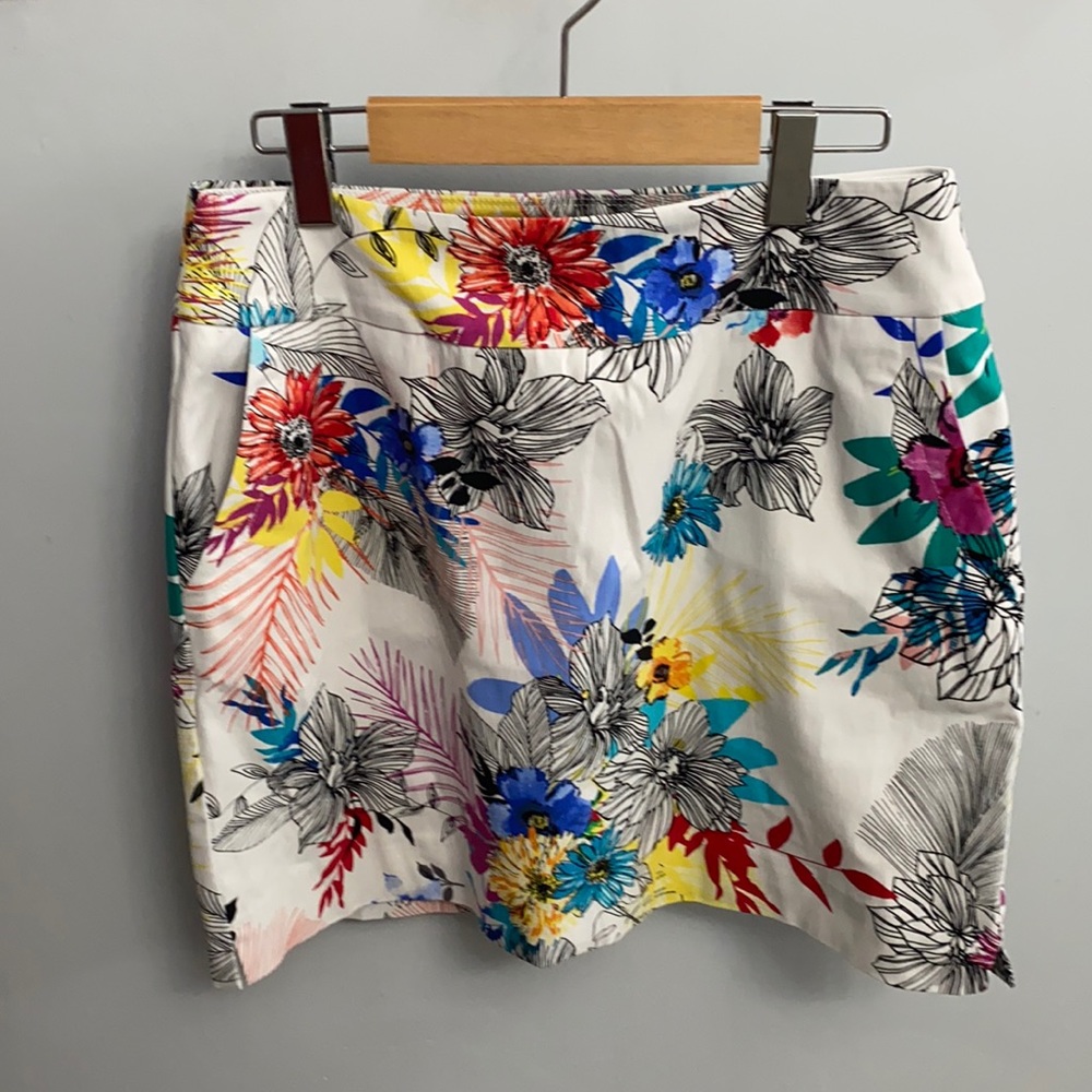 Floral Printed Skort Size 6